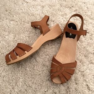 Swedish Hasbeens Magdalena wood clog platform sandal beige leather NWOT